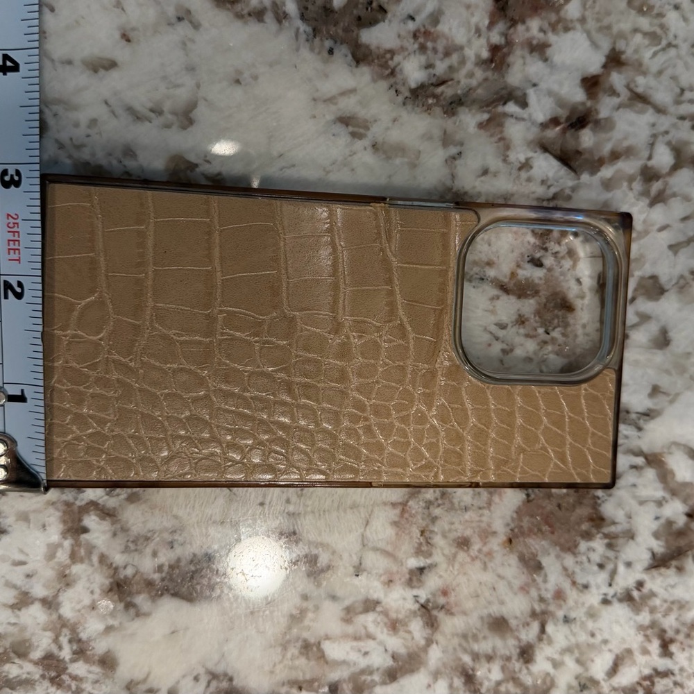 iPhone 14 Pro Case | Flaunt Square Tan Crocodile Faux Leather - Picture 12 of 12